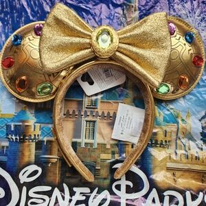 Exclusive Disney Marvel Infinity Stones Gauntlet Loungefly Ears & Eternals Key